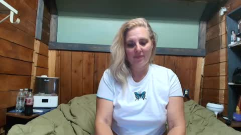 Snapshot of littlelisa1 chatting on 21, 6, 2026 lisanixs online show from 21, 6, 2026