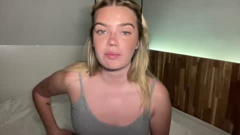 Snapshot of littlemaryjane19 chatting on 16, 6, 2026 Marciabrady online show from 16, 6, 2026