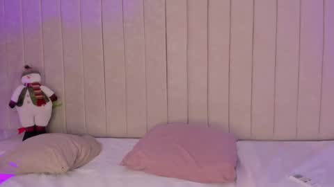Snapshot of littleoliviia_ chatting on 31, 12, 2024 im olivia IG littleolivia01 online show from 31, 12, 2024