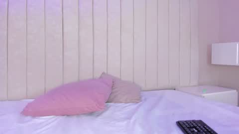 Snapshot of littleoliviia_ chatting on 27, 1, 2025 im olivia IG littleolivia01 online show from 27, 1, 2025