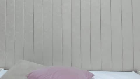 Snapshot of littleoliviia_ chatting on 17, 2, 2025 im olivia IG littleolivia01 online show from 17, 2, 2025