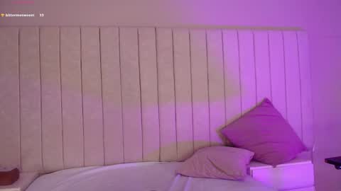 Snapshot of littleoliviia_ chatting on 10, 10, 2025 im olivia IG littleolivia01 online show from 10, 10, 2025