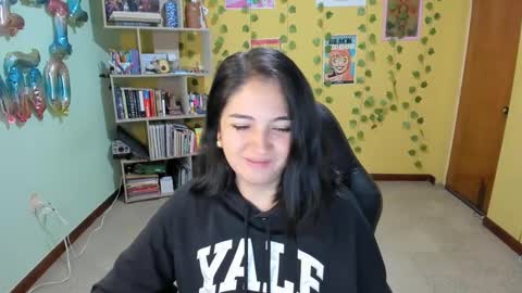 Mia  Wednesday to Sunday 730 am to 1030 am Colombian Hour D online show from 10, 2, 2025