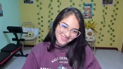 Snapshot of littleprety6969 chatting on 12, 6, 2026 Mia Wednesday to Sunday 730 am to 1030 am Colombian Hour D online show from 12, 6, 2026