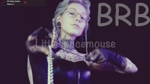 Niki  free tg channel with some photos gifs and info about streams  online show from 17, 4, 2026