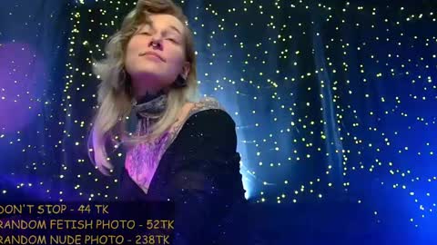 Snapshot of littlespacemouse chatting on 22, 5, 2026 Niki free tg channel with some photos gifs and info about streams online show from 22, 5, 2026