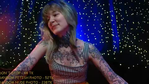 Snapshot of littlespacemouse chatting on 24, 5, 2026 Niki free tg channel with some photos gifs and info about streams online show from 24, 5, 2026