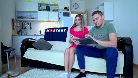 Snapshot of littlesweettifany chatting on 15, 12, 2024 Little Tifany online show from 15, 12, 2024