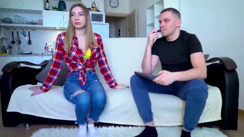 Snapshot of littlesweettifany chatting on 19, 2, 2025 Little Tifany online show from 19, 2, 2025