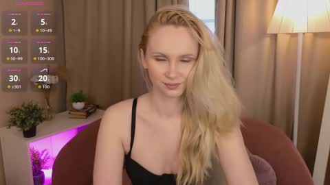 Snapshot of livia_place chatting on 28, 5, 2026 Livia online show from 28, 5, 2026