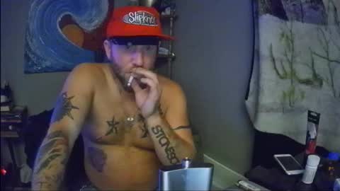 Snapshot of livingpuddle chatting on 19, 10, 2025 livingpuddle online show from 19, 10, 2025