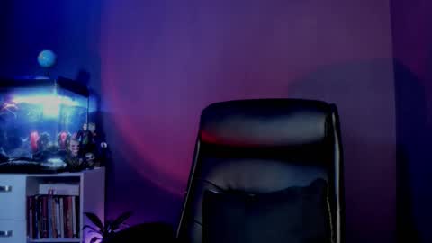 Snapshot of lixrose chatting on 16, 12, 2025 LixRose online show from 16, 12, 2025