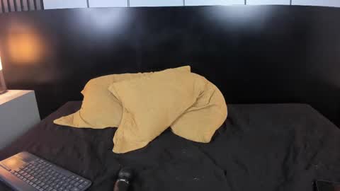 Liz  online show from 26, 2, 2025