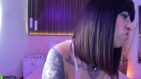    online show from 8, 4, 2026