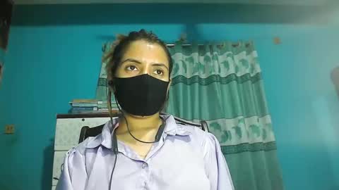 Snapshot of liza590865 chatting on 27, 11, 2025 liza590865 online show from 27, 11, 2025