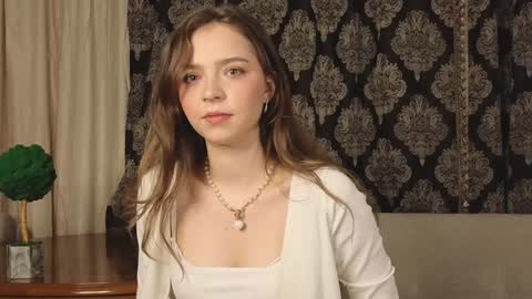 Hello there im Amelia Im new here Lets have fun online show from 29, 12, 2024
