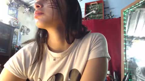 lizeth_avila online show from 2, 4, 2026