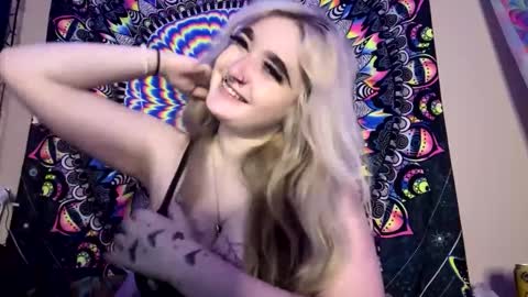 Snapshot of lizz44887 chatting on 24, 2, 2025 Lizz online show from 24, 2, 2025