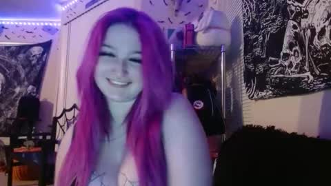 Snapshot of lizz44887 chatting on 8, 11, 2025 Lizz online show from 8, 11, 2025