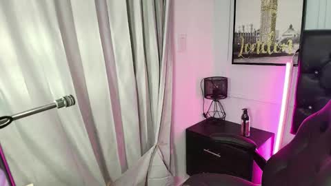 Lizz  online show from 27, 1, 2025