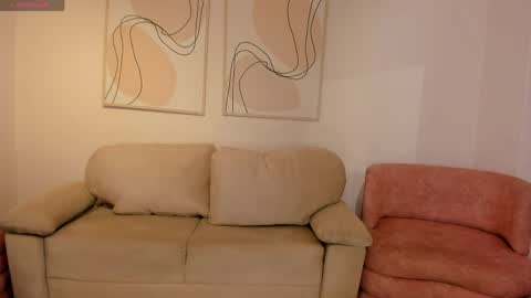 Lizzi  online show from 29, 3, 2026