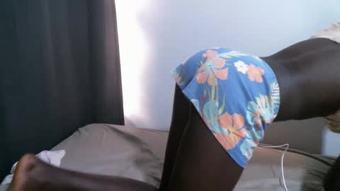 Snapshot of lizzy_25 chatting on 16, 5, 2026 Lizzy online show from 16, 5, 2026