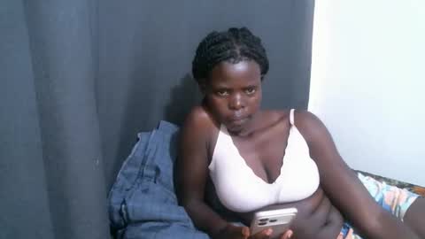 Snapshot of lizzy_25 chatting on 18, 5, 2026 Lizzy online show from 18, 5, 2026