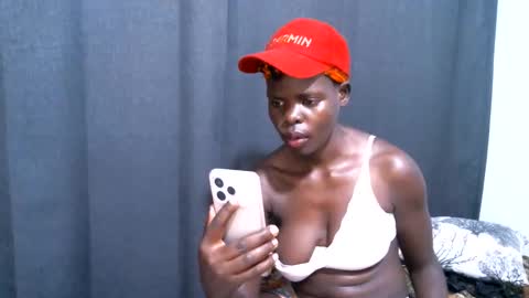 Snapshot of lizzy_25 chatting on 31, 5, 2026 Lizzy online show from 31, 5, 2026