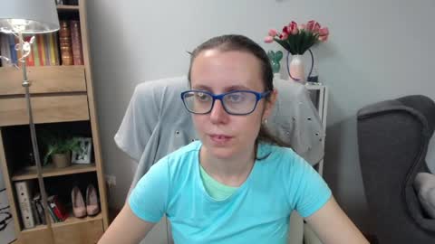 Snapshot of lizzy_sparkle chatting on 9, 6, 2026 Lizzy online show from 9, 6, 2026