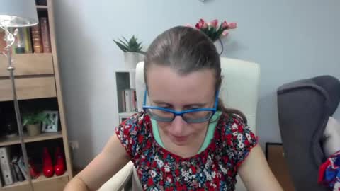 Snapshot of lizzy_sparkle chatting on 17, 7, 2026 Lizzy online show from 17, 7, 2026
