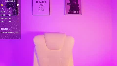 lizzyponcee online show from 30, 10, 2025