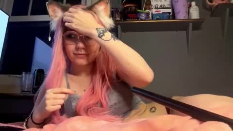 Snapshot of lizzyylovesick chatting on 20, 12, 2024 lizzybunny online show from 20, 12, 2024