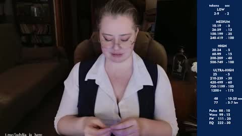 Lia online show from 6, 3, 2026