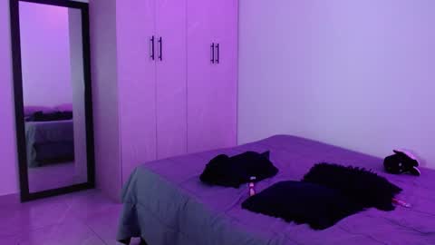 lliamm 2 online show from 12, 4, 2026