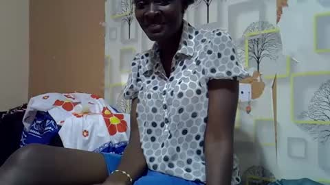 Snapshot of llyfre chatting on 3, 11, 2025 valentine online show from 3, 11, 2025