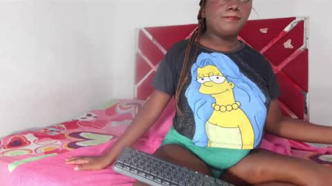 loaisisAdamss online show from 8, 4, 2026