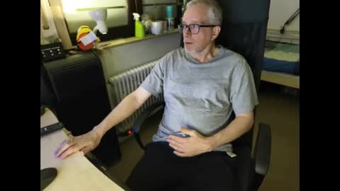 loenne1 online show from 28, 2, 2026