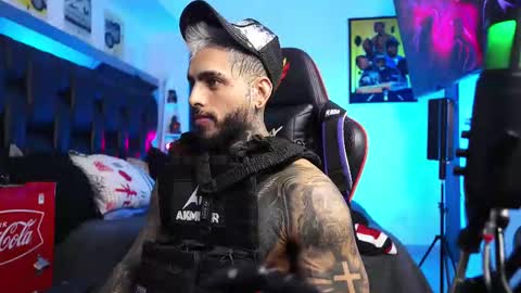 logan_hugh8 online show from 21, 2, 2026