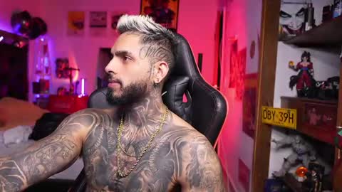 logan_hugh8 online show from 8, 4, 2026