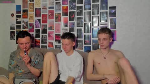 Snapshot of logan_mett chatting on 2, 10, 2025 Logan online show from 2, 10, 2025