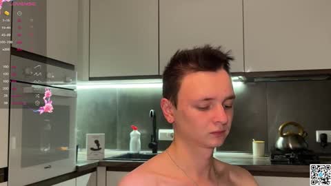 Snapshot of logan_mett chatting on 10, 10, 2025 Logan online show from 10, 10, 2025