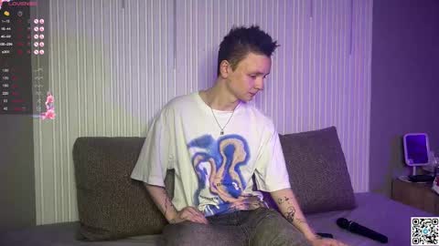 Snapshot of logan_mett chatting on 14, 10, 2025 Logan online show from 14, 10, 2025