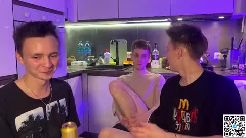 Snapshot of logan_mett chatting on 19, 10, 2025 Logan online show from 19, 10, 2025