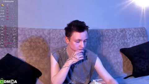 Snapshot of logan_mett chatting on 6, 11, 2025 Logan online show from 6, 11, 2025