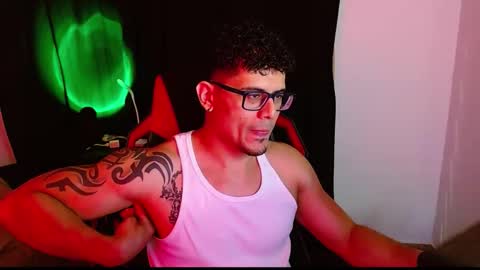 Snapshot of loganandrwz chatting on 11, 2, 2026 Loganandrwz online show from 11, 2, 2026