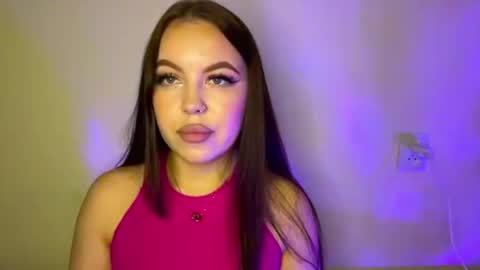 Snapshot of loganboughamer chatting on 27, 5, 2026 Nadia online show from 27, 5, 2026