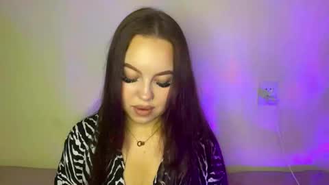Snapshot of loganboughamer chatting on 28, 5, 2026 Nadia online show from 28, 5, 2026