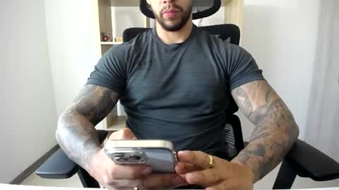 Snapshot of loganhod chatting on 21, 7, 2026 Logan Wolfp online show from 21, 7, 2026