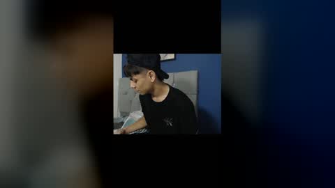 loganjhonson19 online show from 19, 4, 2026