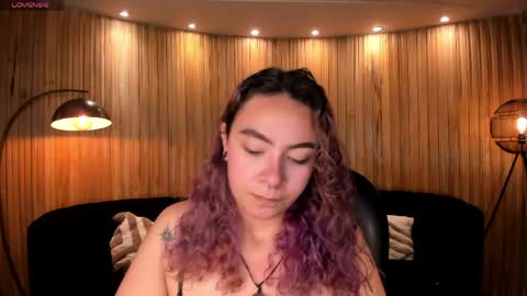 Snapshot of loiseharper chatting on 23, 5, 2026 Loise online show from 23, 5, 2026